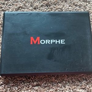 Morphe 35R pallet NO LONGER CARRIED BY MORPHE COSMETICS